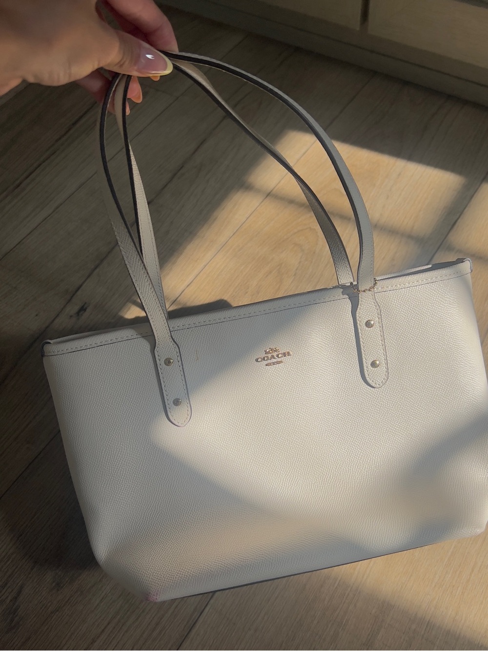 Coach Ivory Leather Double-Handle Tote with Gold Logo - Picture 1 of 2